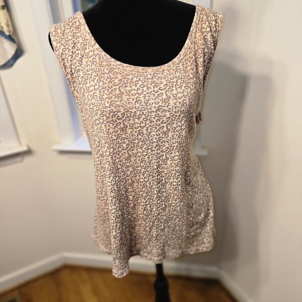 Old Navy First Layer Beige Leopard Print Tank Top Womens Size 4X (28-30)